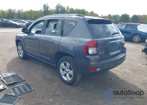 2017 Jeep Compass Sport 4X4 из США, поврежденный, VIN 1C4NJDBB7HD105745